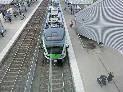s-01-フィンランド鉄道の電車.jpg